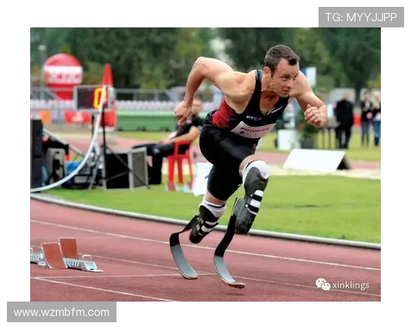 奥斯卡·皮斯托瑞斯家里装了三套假肢，一套跑步用，一套约会穿，还有一套纯金的放玄关镇宅